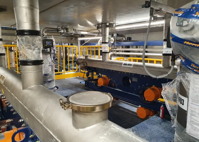 Industry-recycling-material-batterings